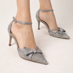 J. Renee Pewter Heels Size 7.5 Pewter With Bow And Rhinestone 2.5” Heel